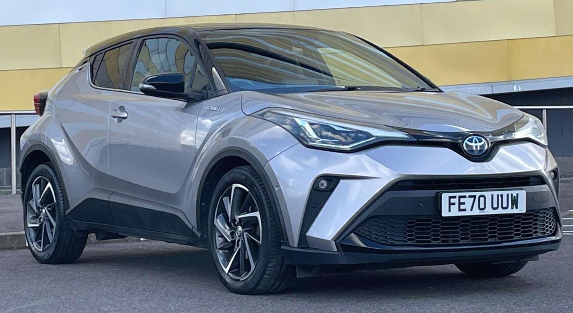 Toyota C-HR view 27