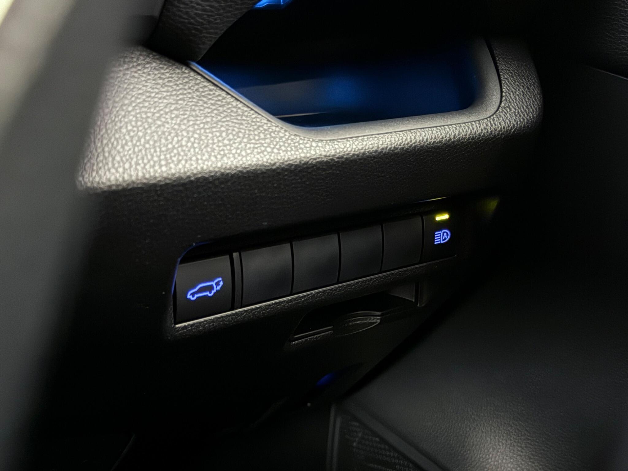 Toyota Rav4 view 17