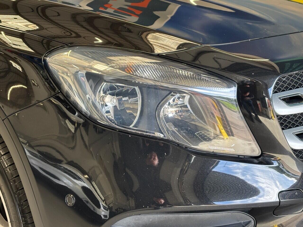 Mercedes-Benz GLA view 43