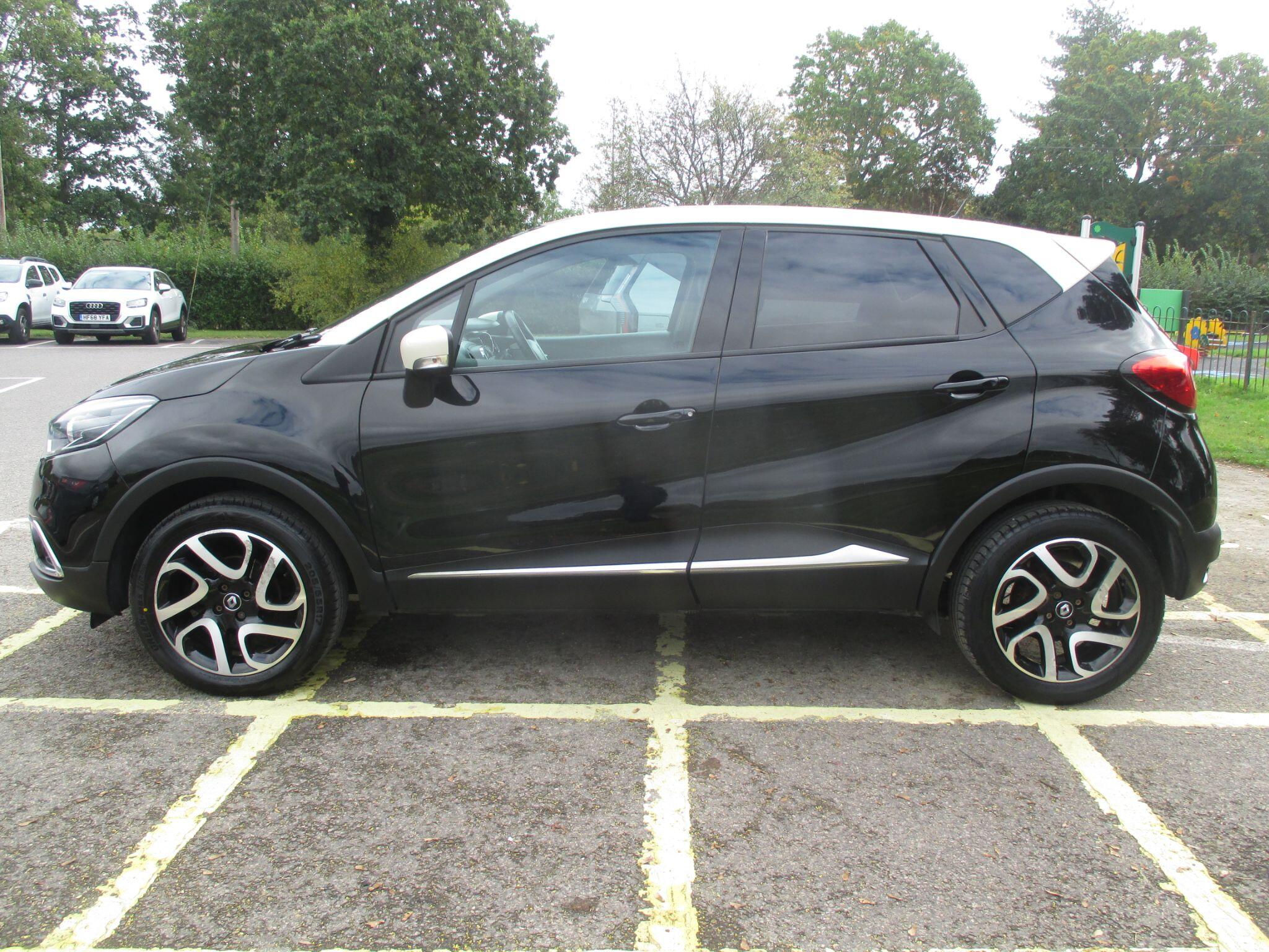 Renault Captur view 14