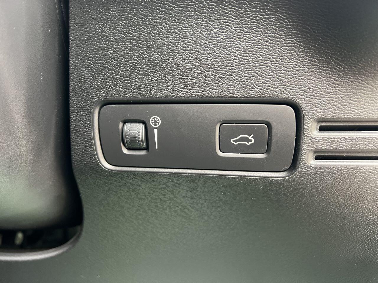 Volvo XC40 view 59