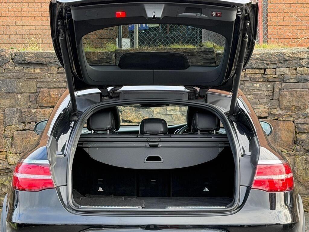 Mercedes-Benz GLC view 23