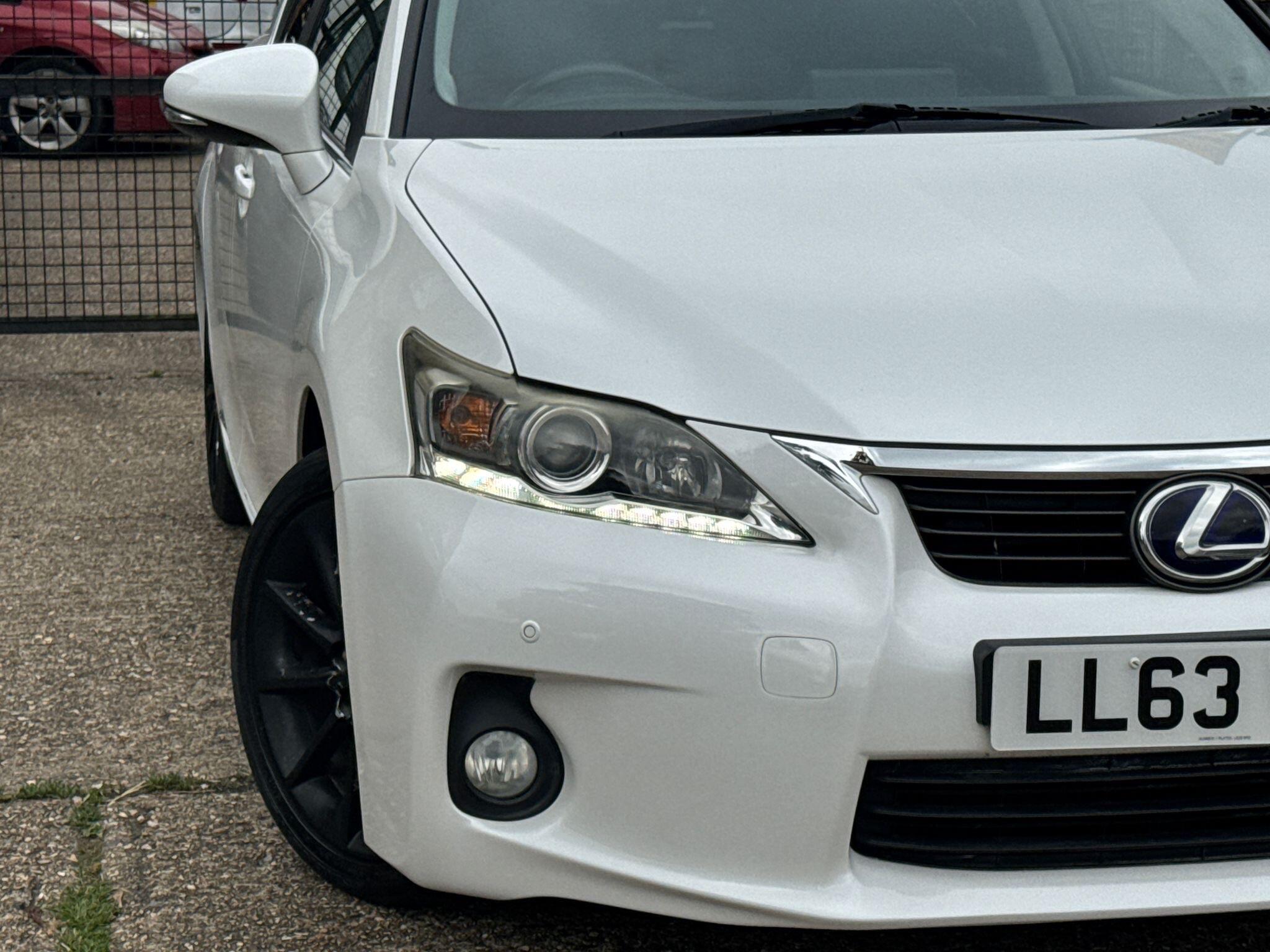 Lexus CT view 47