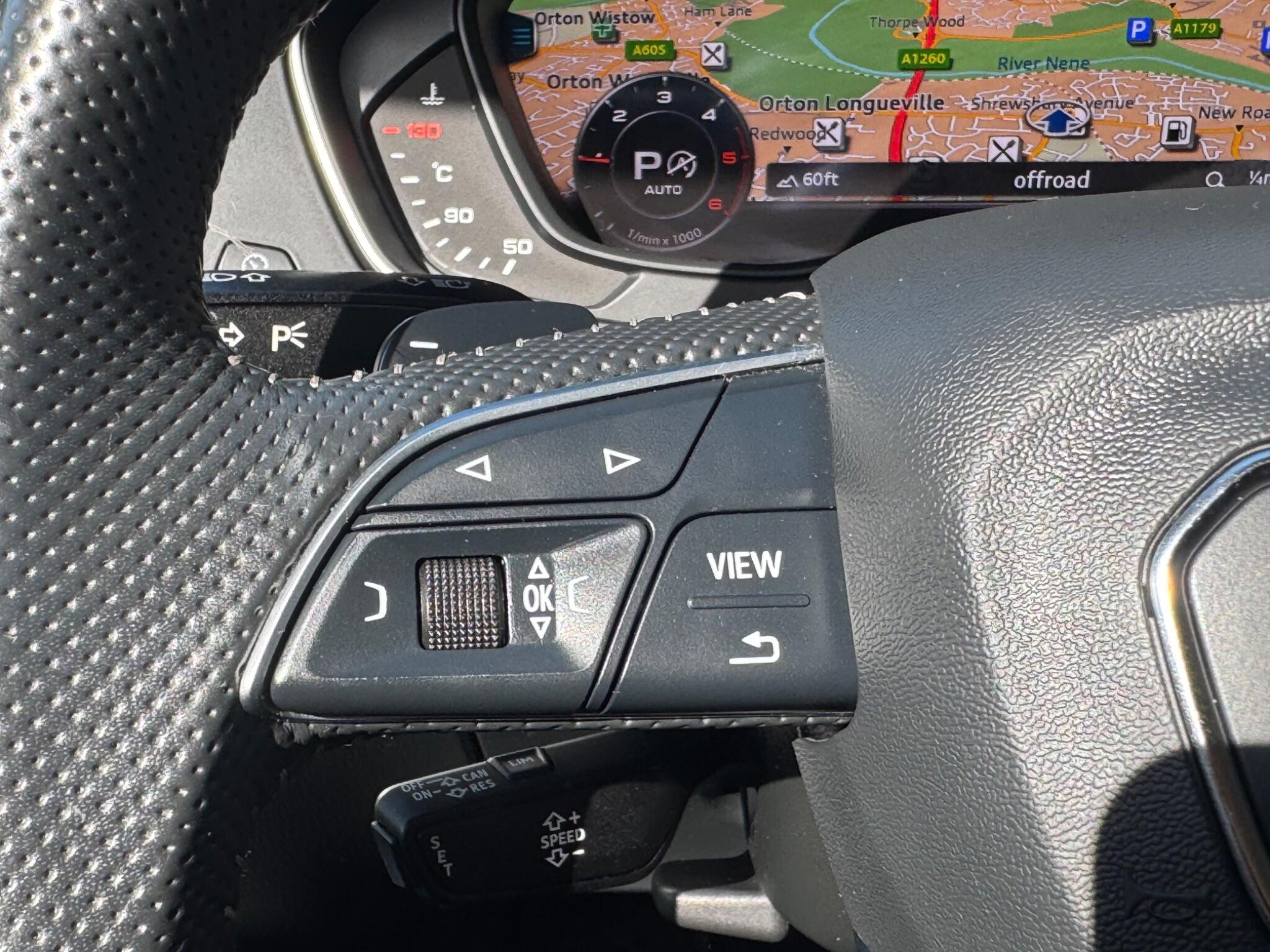 Audi Q5 view 25
