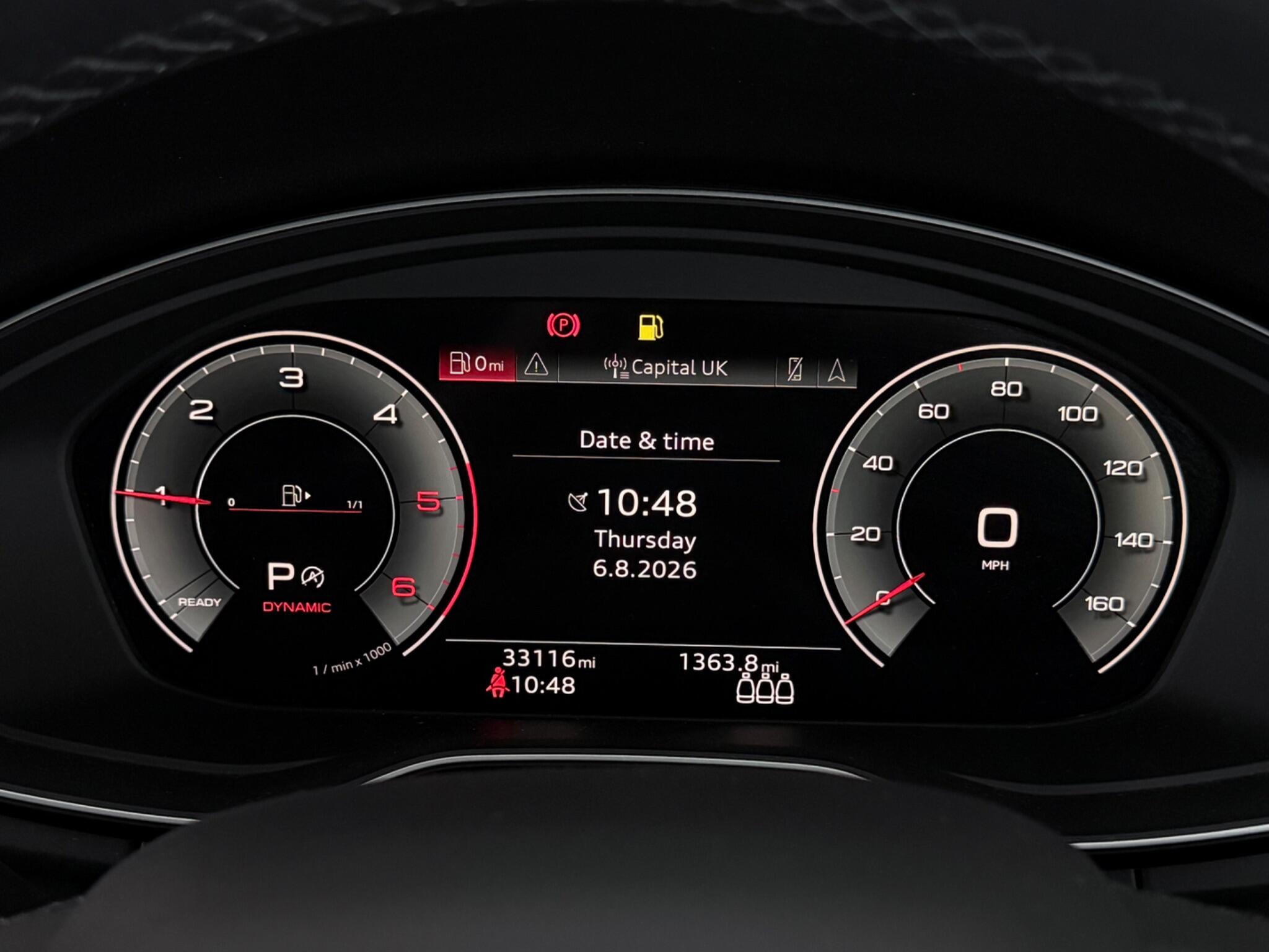 Audi Q5 view 16