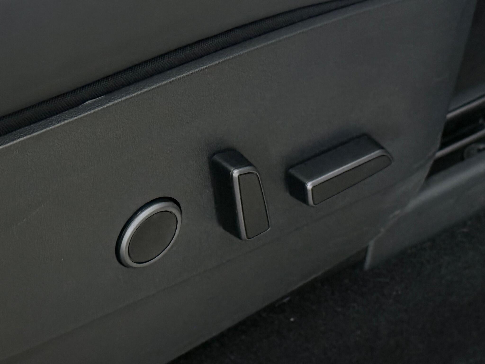 Tesla Model Y view 31