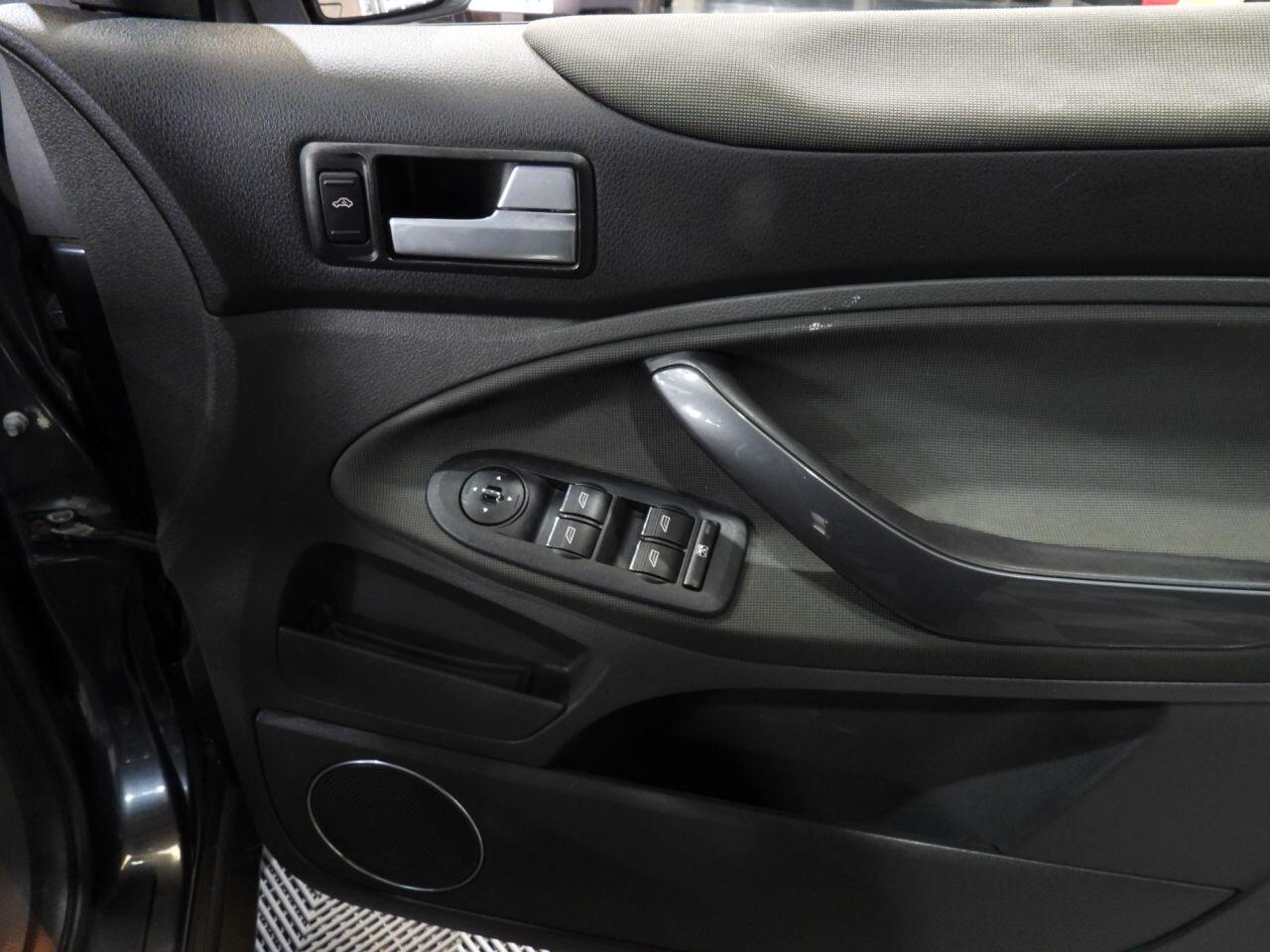 Ford Kuga view 18