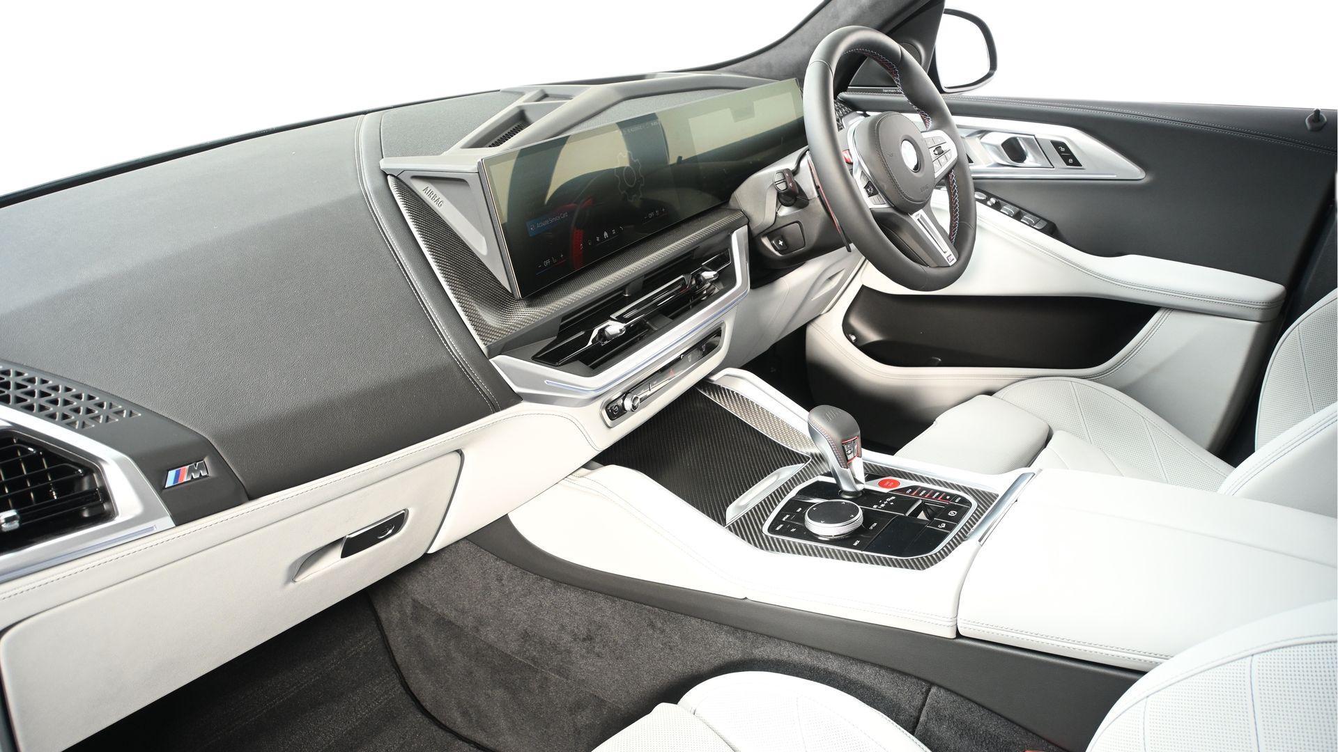 BMW XM view 7
