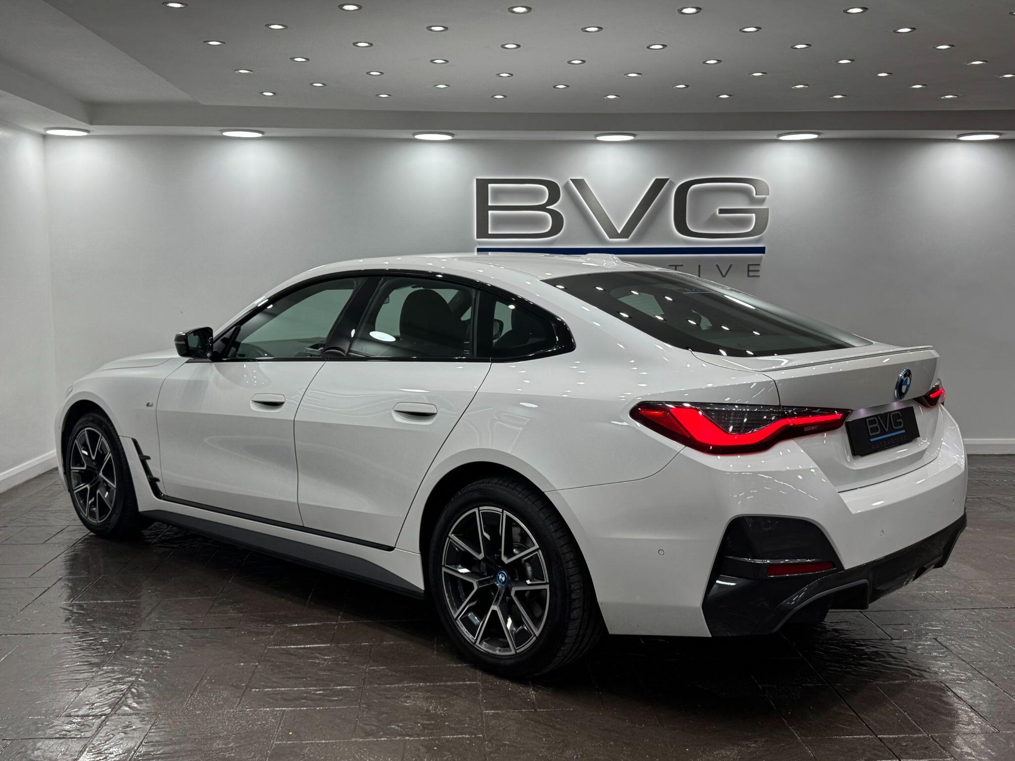 BMW I4 view 18