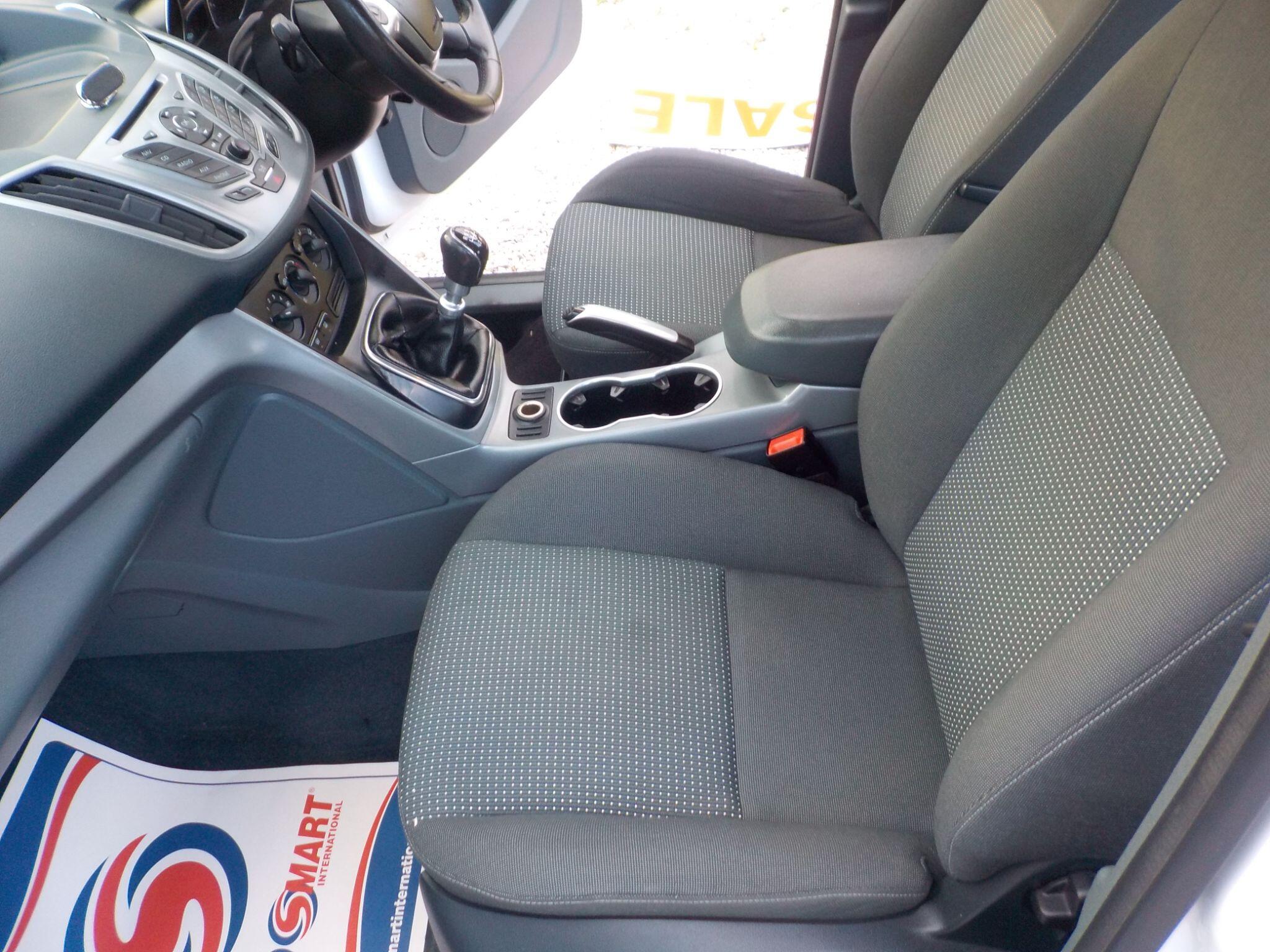 Ford Grand C-Max 1.6 TDCi Zetec Euro 5 5dr