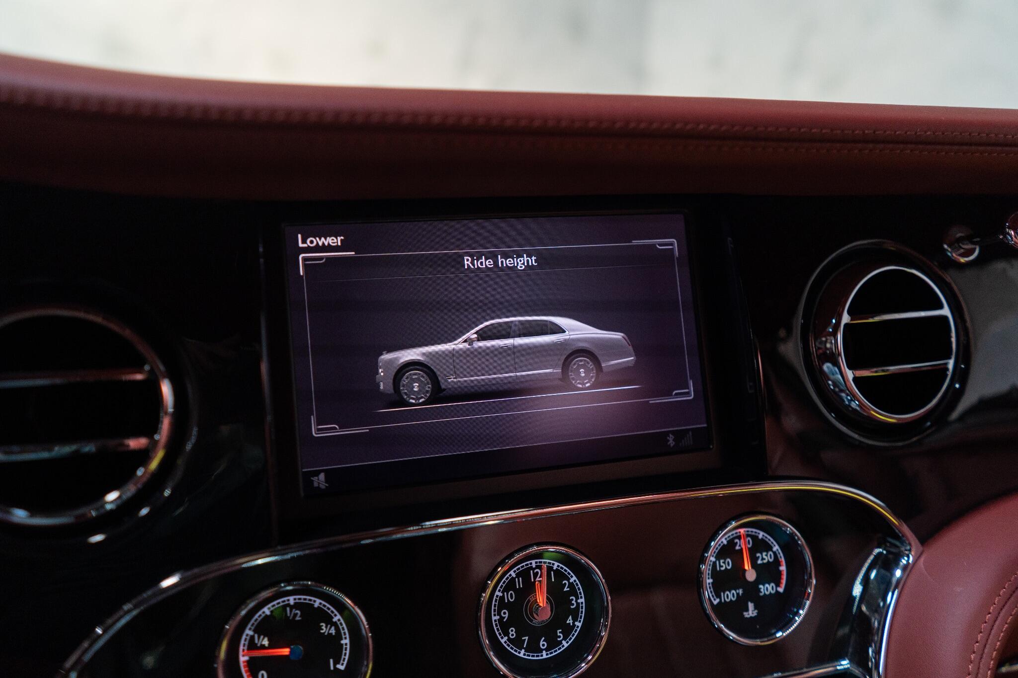 Bentley Mulsanne view 19