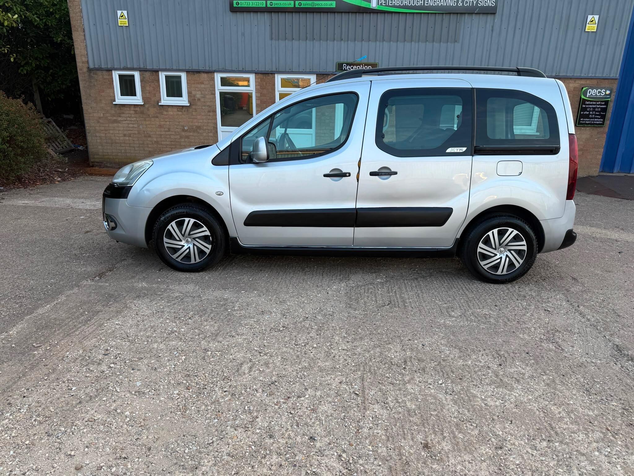 Citroen Berlingo view 3