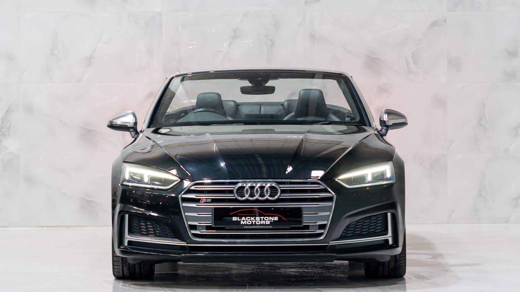 Audi S5 view 2