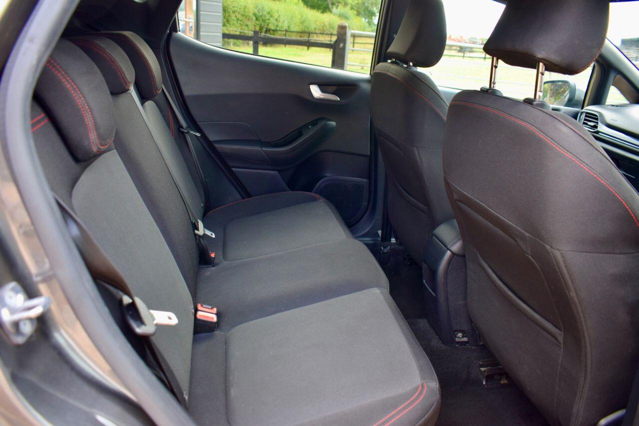 Ford Fiesta view 29