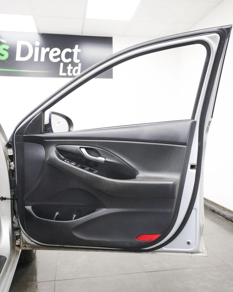 Hyundai I30 view 16