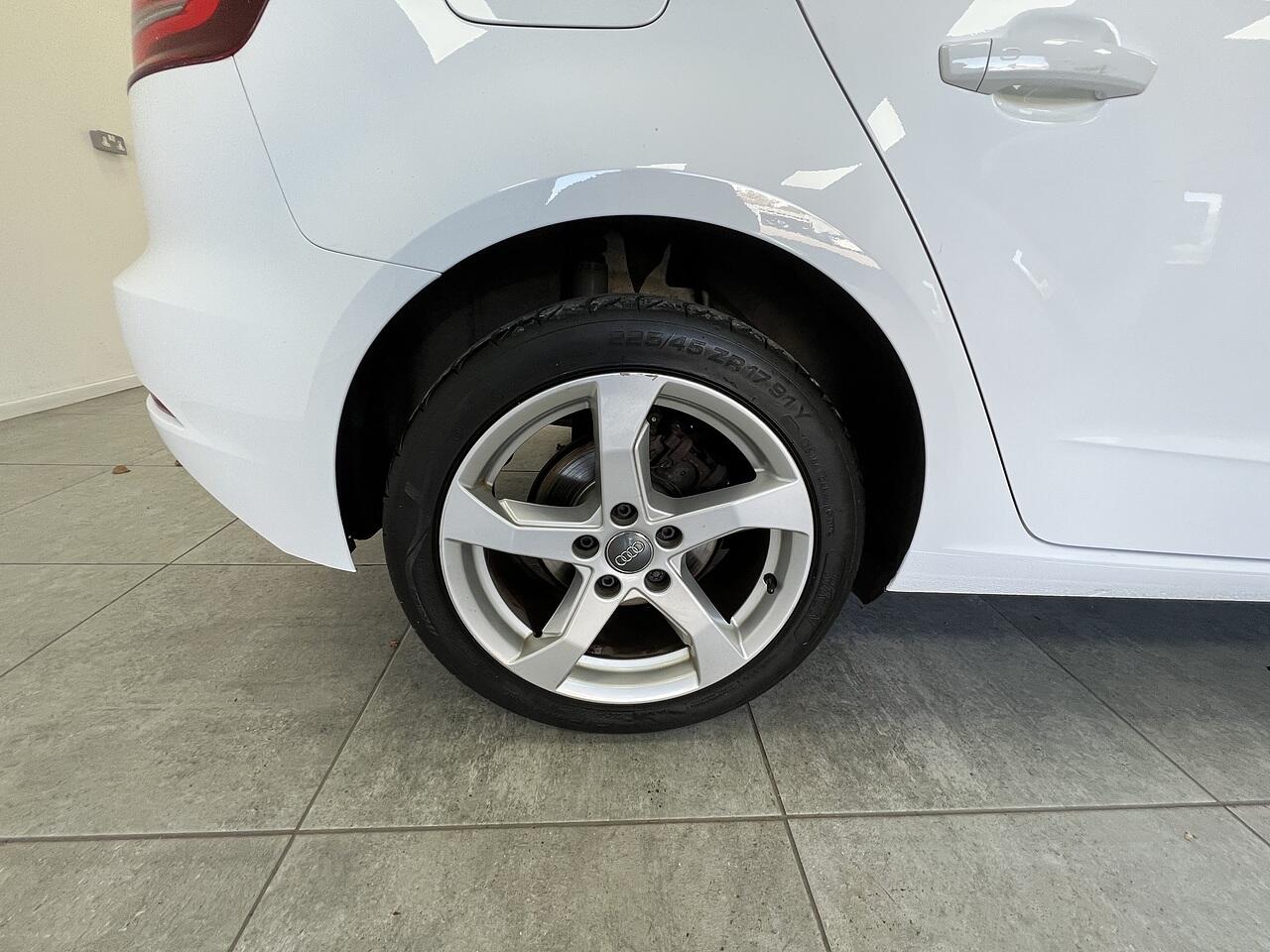 Audi A3 view 23