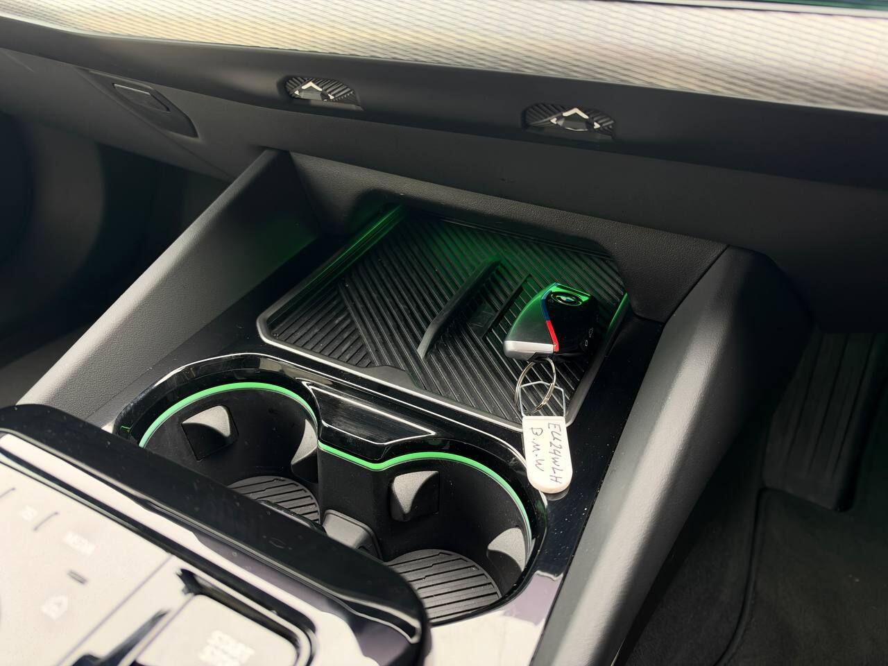 BMW i5 view 44