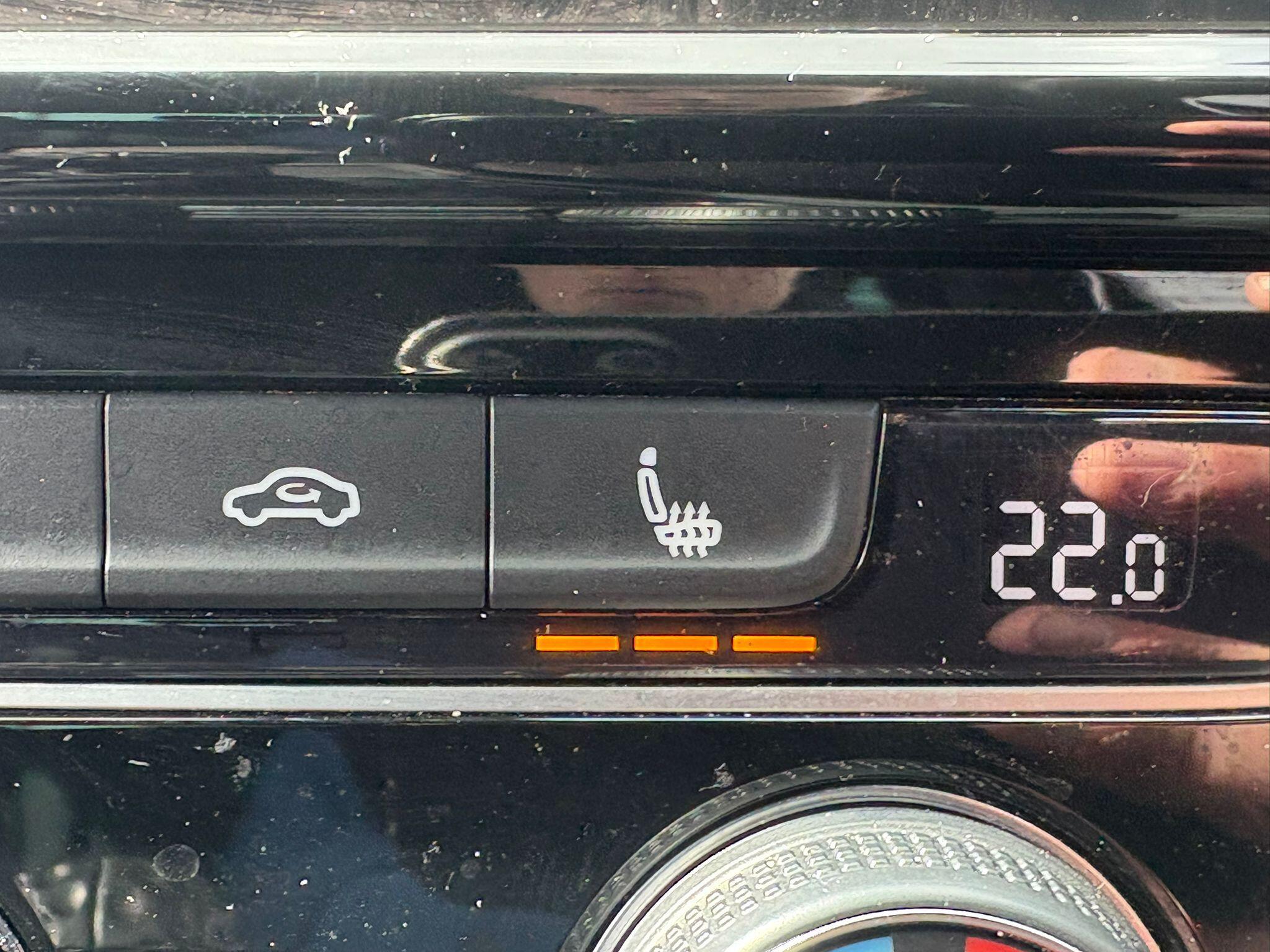 Volkswagen Golf view 7