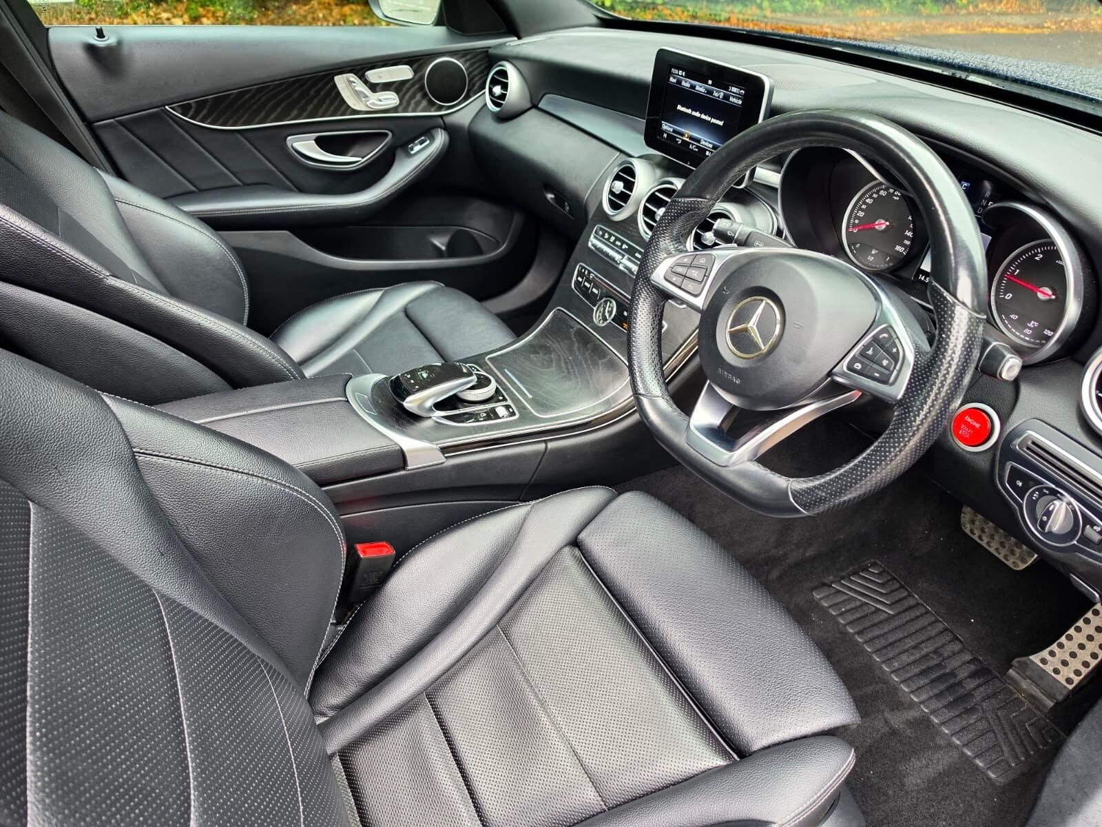 Mercedes-Benz C-Class view 4