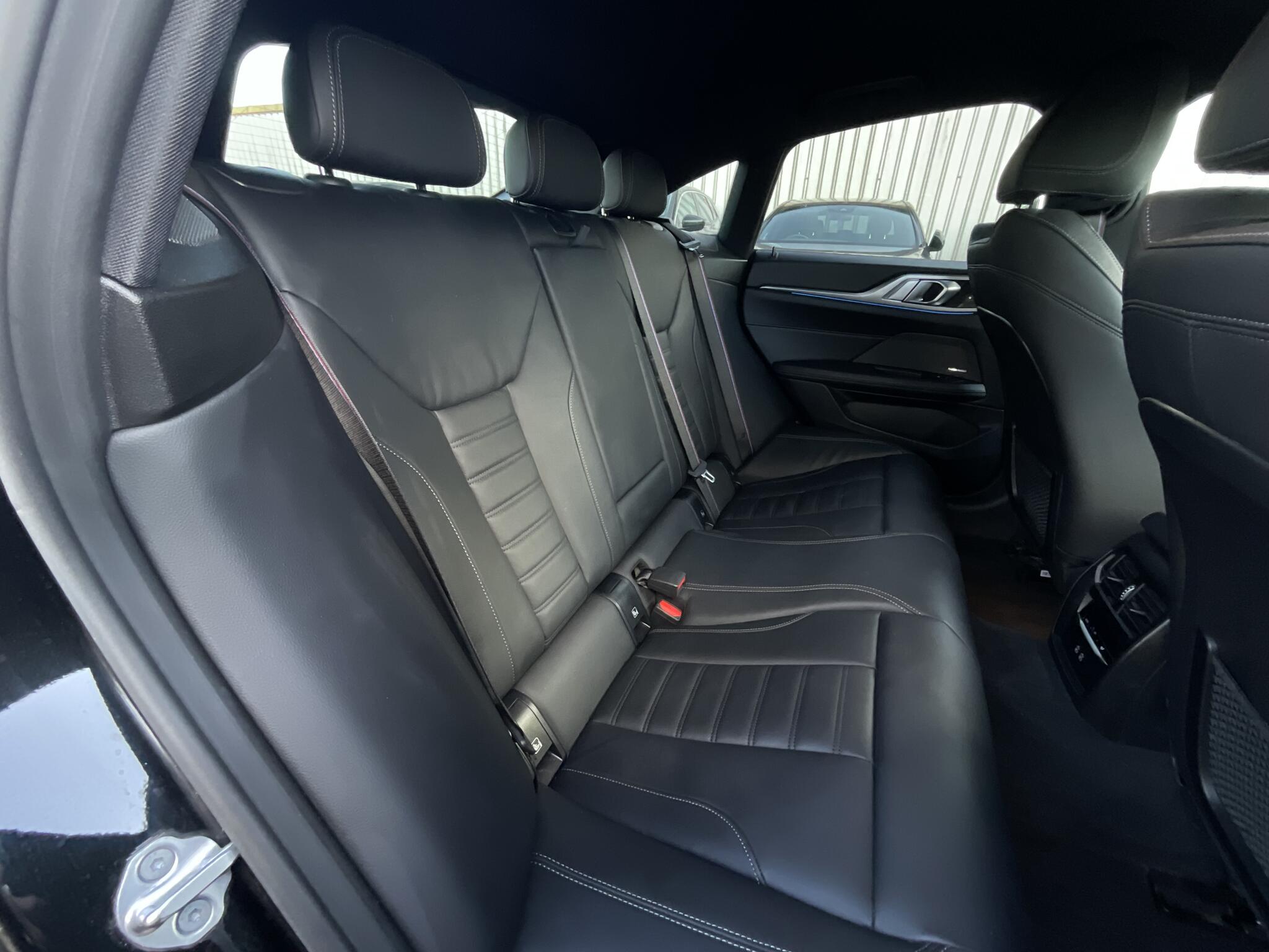 BMW i4 view 11