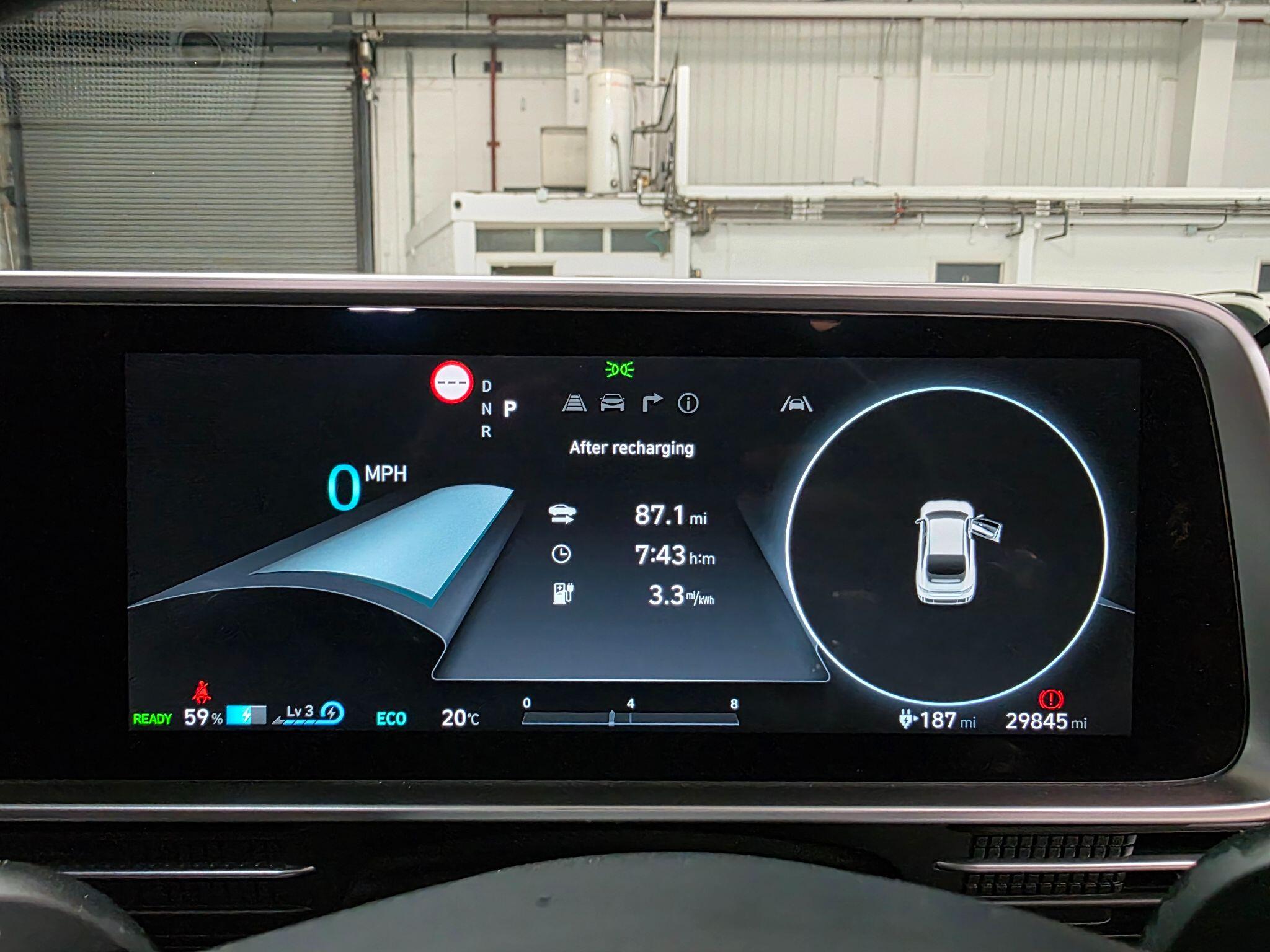 Hyundai Ioniq 6 view 14