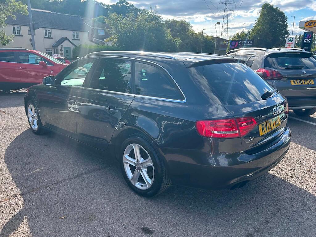 Audi A4 view 4
