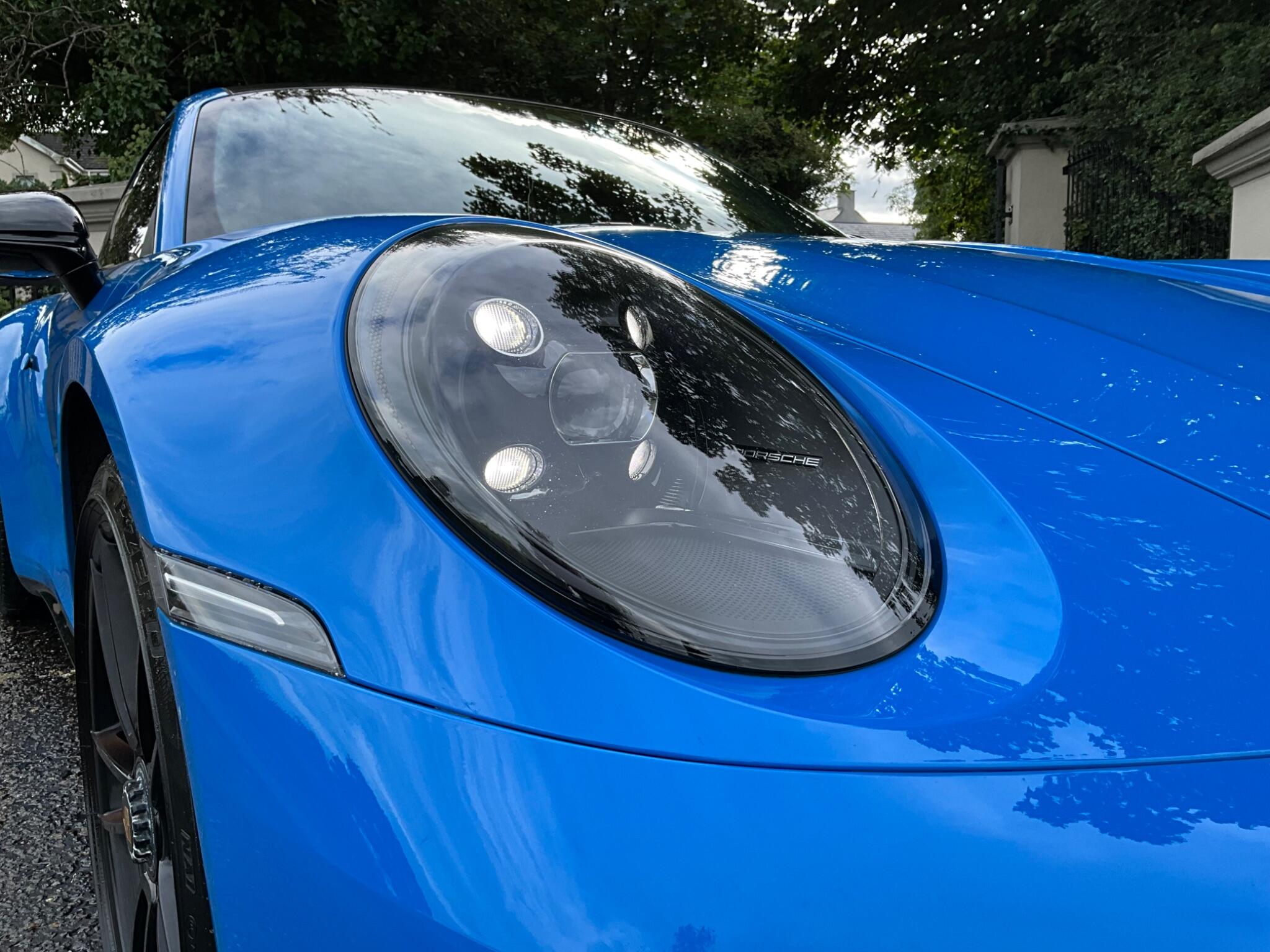 Porsche 911 view 29