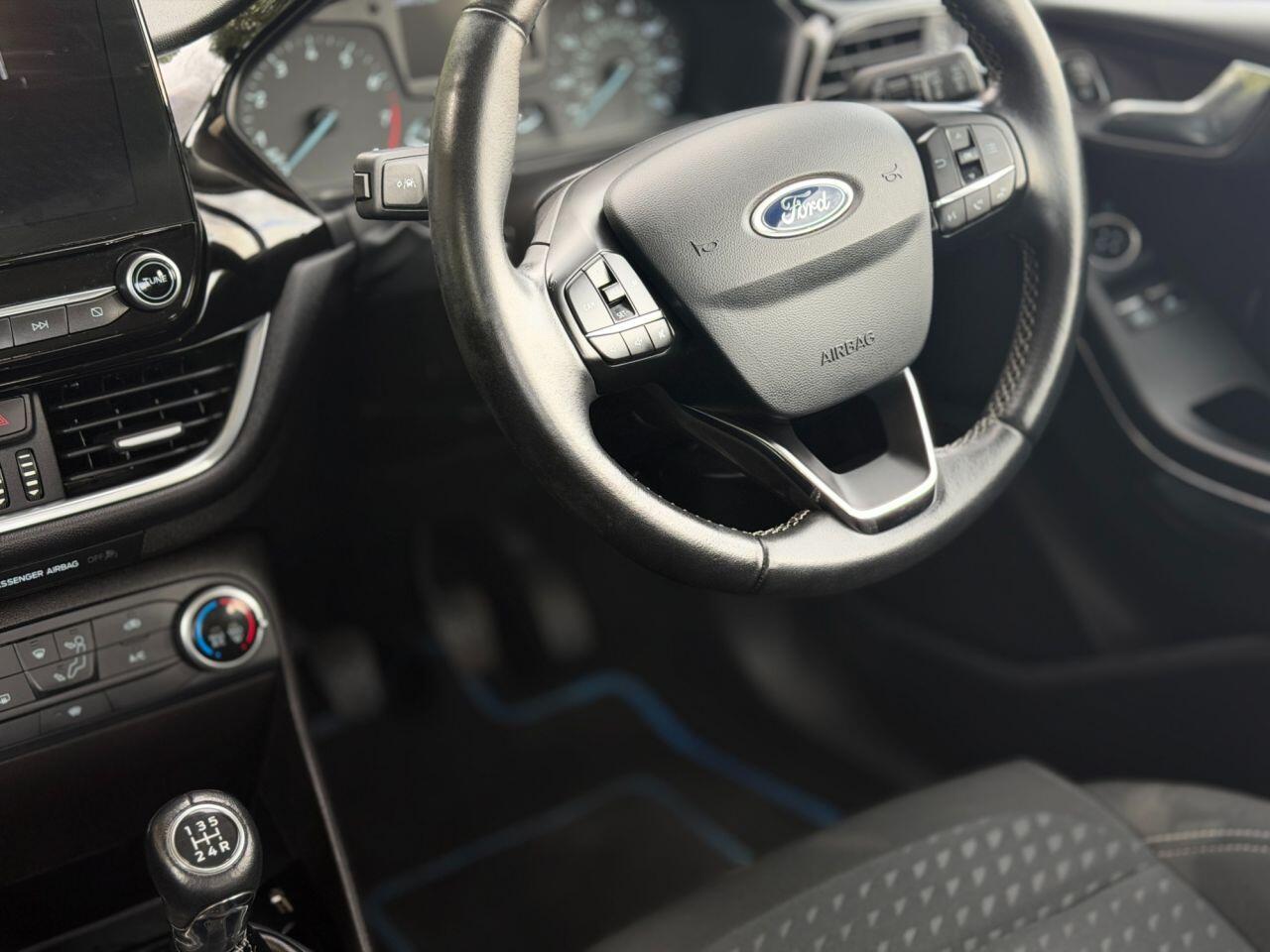 Ford Fiesta view 121