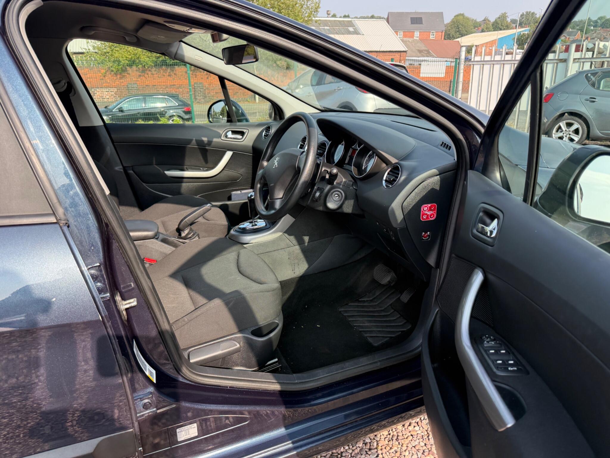 Peugeot 308 view 24