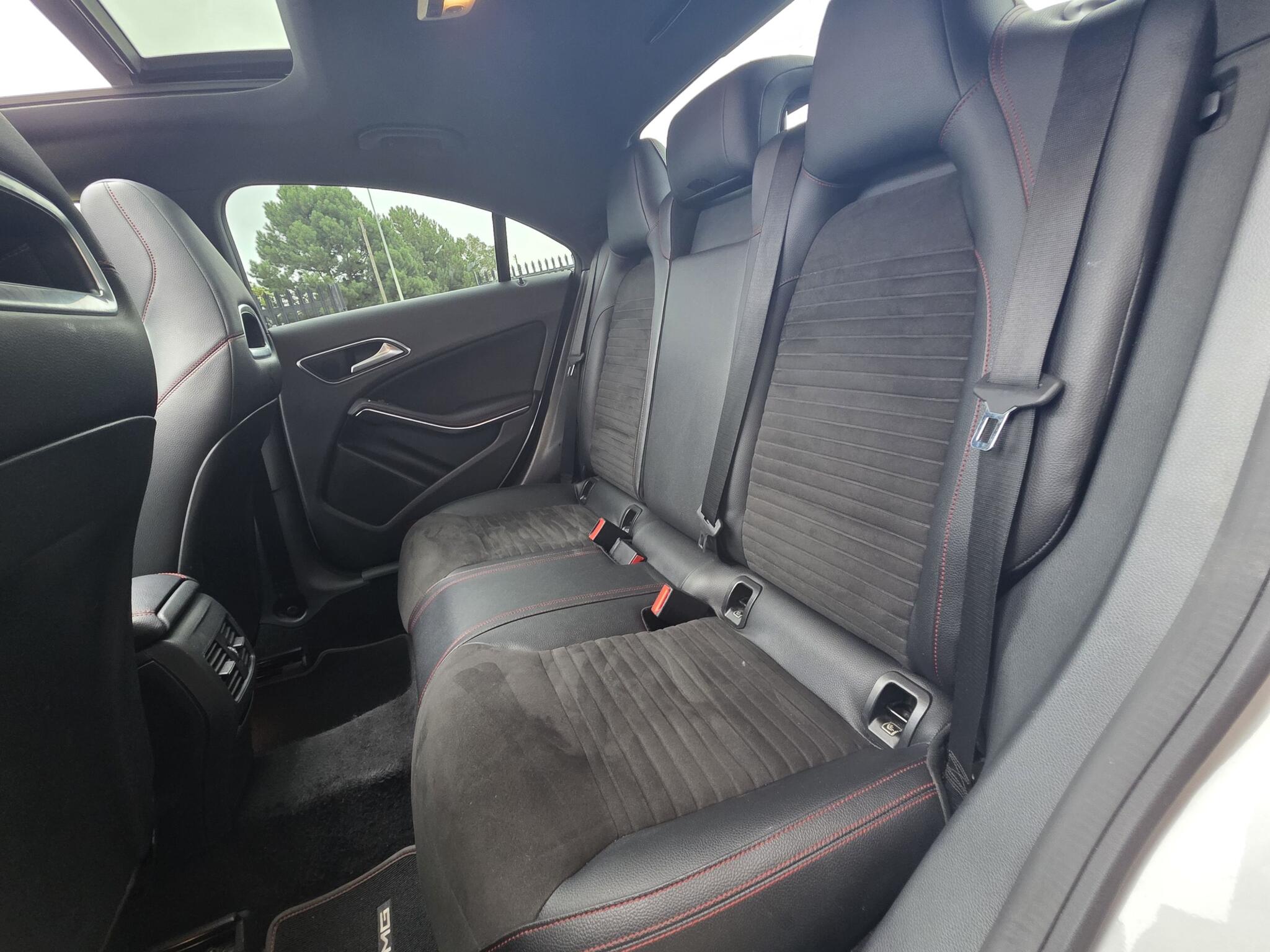 Mercedes-Benz Cla view 13