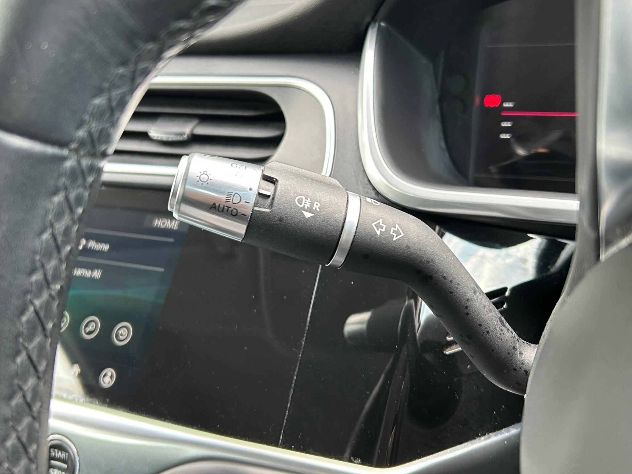 Jaguar I-Pace view 52