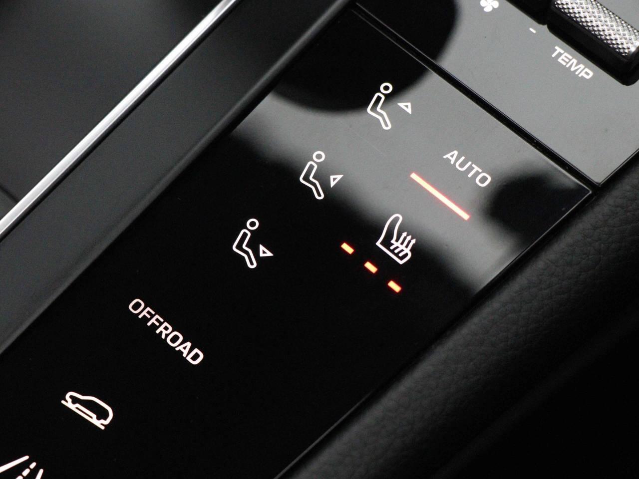 Porsche Macan view 36