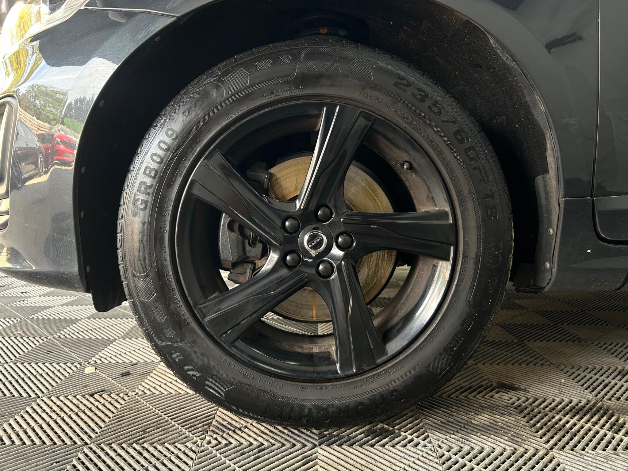 Volvo XC60 view 27
