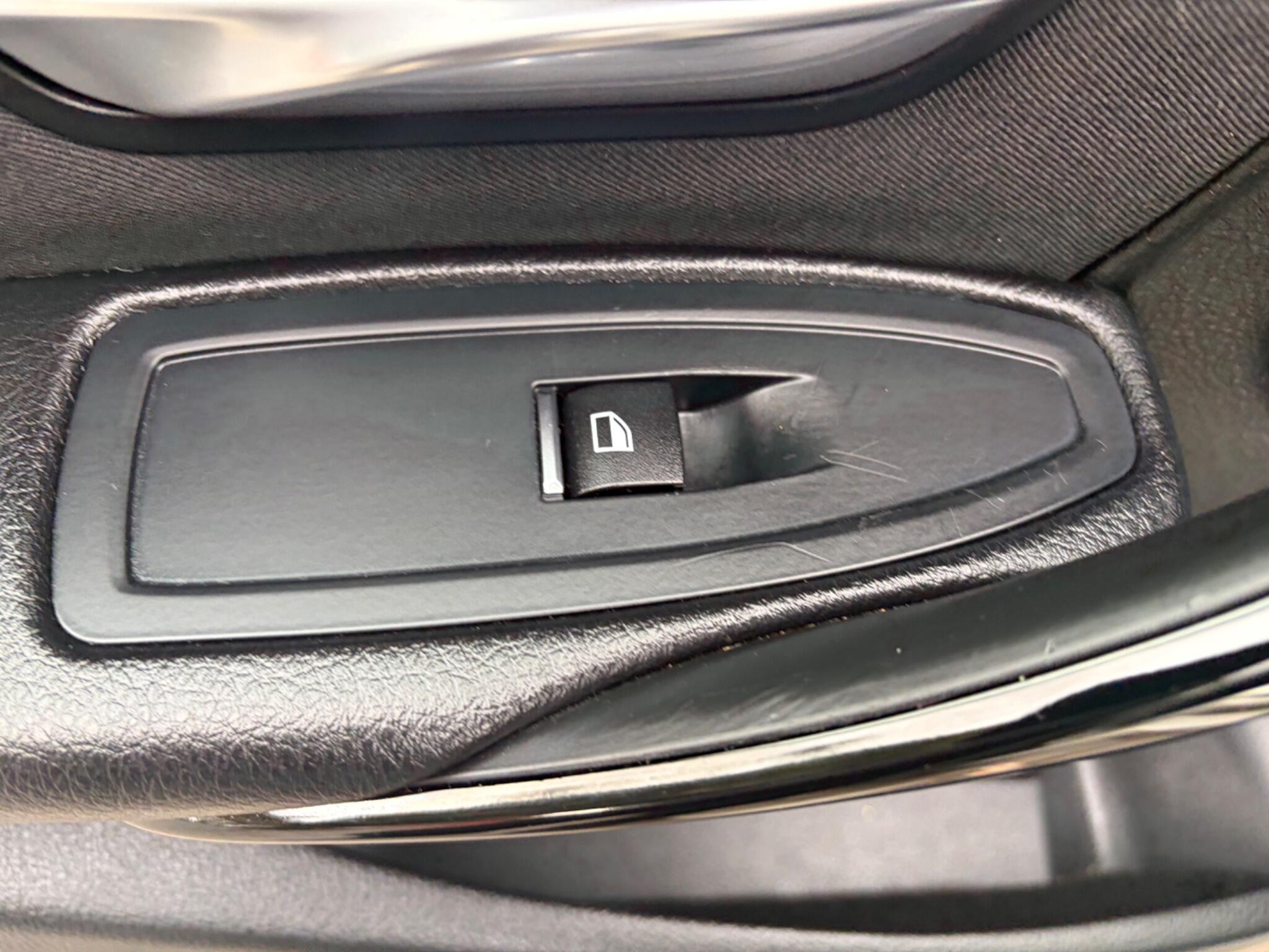 BMW 3 Series view 86