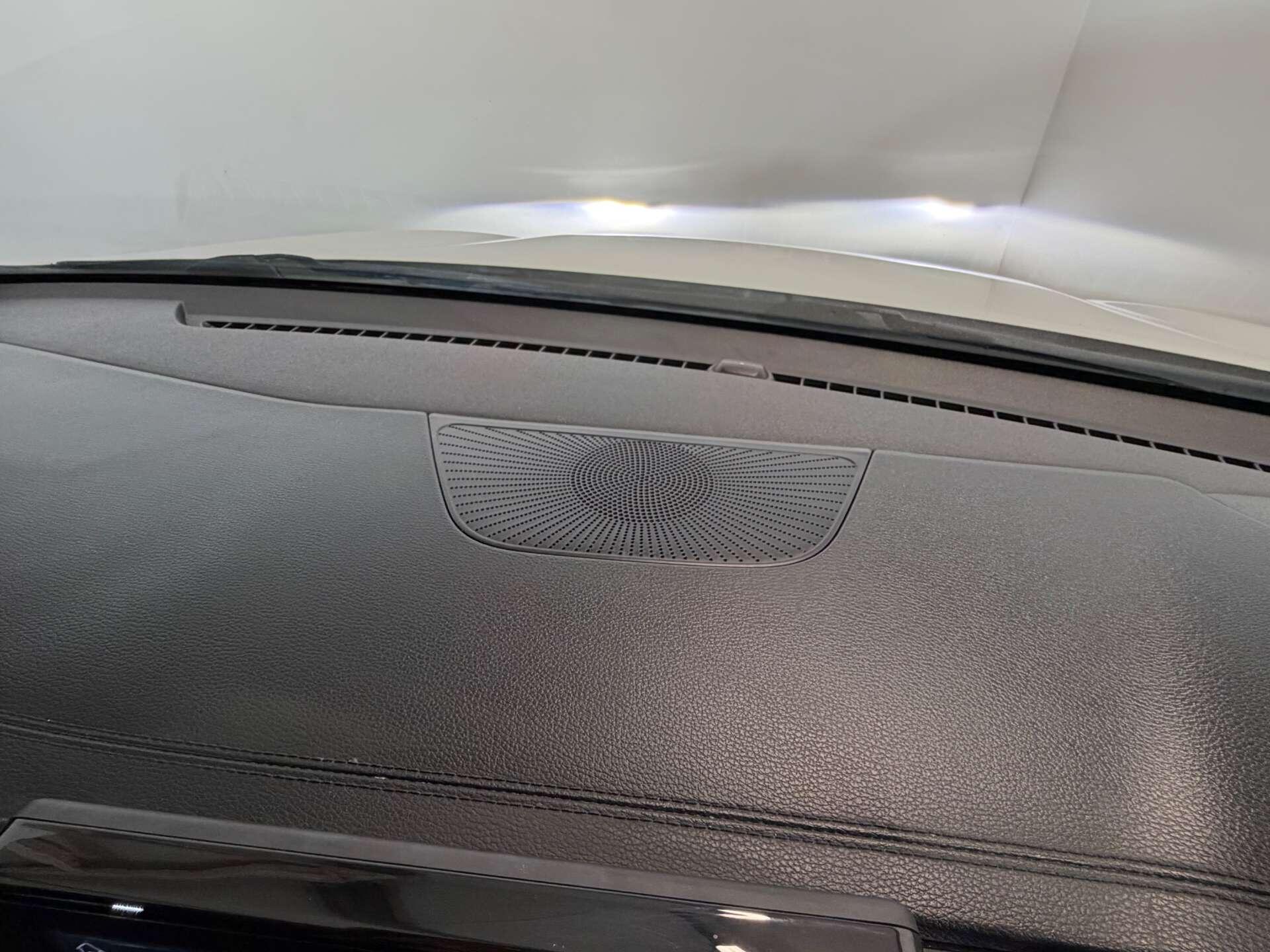 Kia Proceed view 35