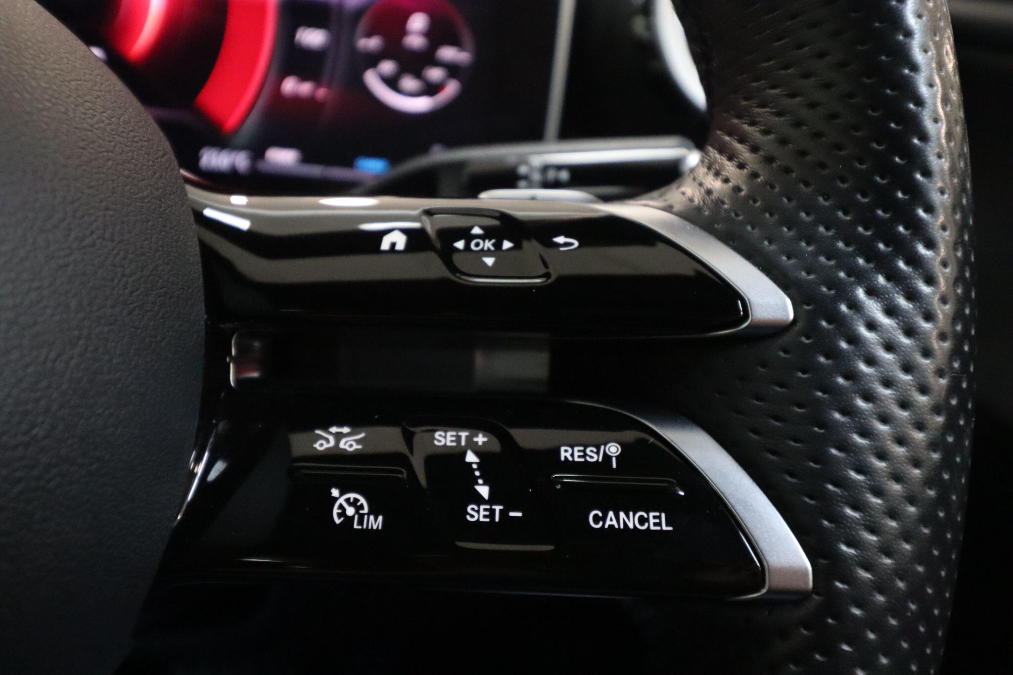 Mercedes-Benz GLC view 46