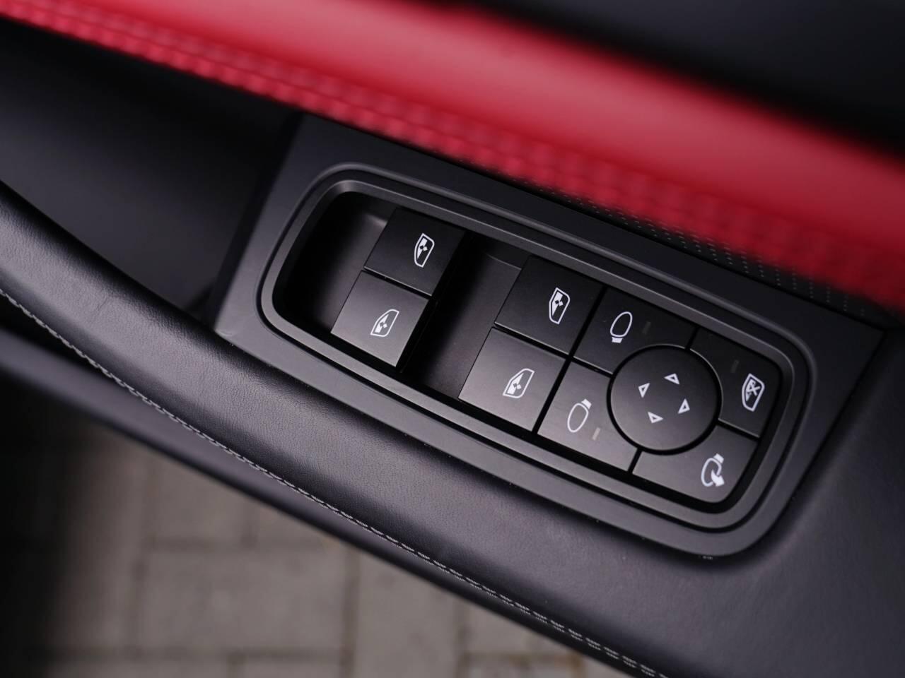 Porsche Taycan view 47