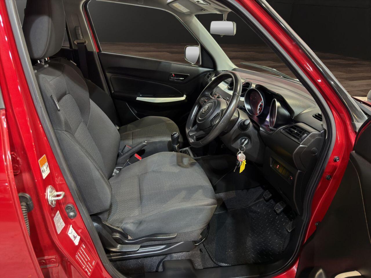 Suzuki Swift view 11