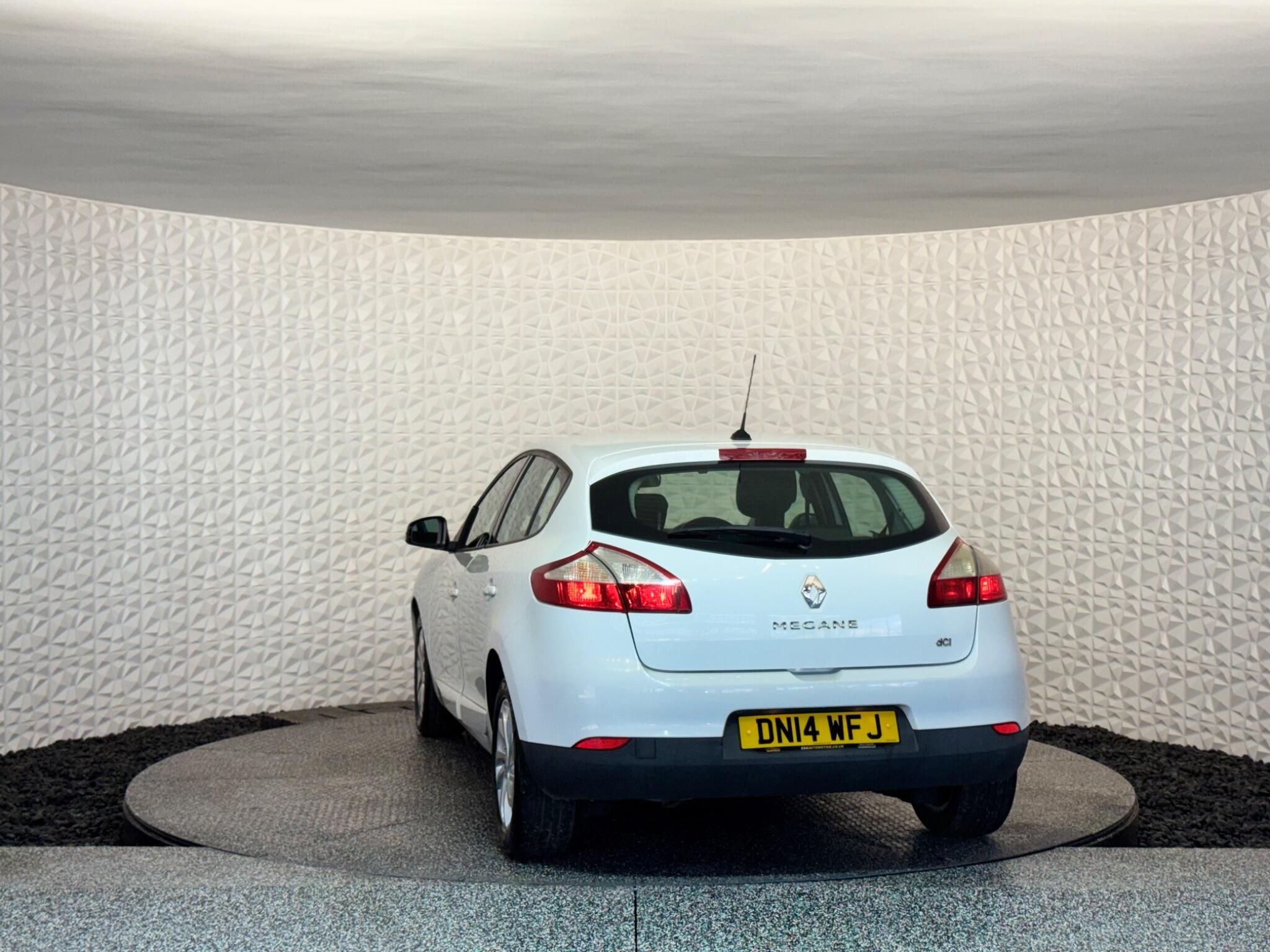 Renault Megane view 16