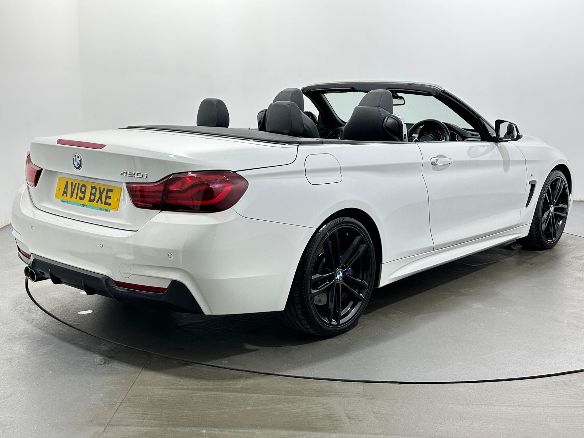 BMW 4 Series view 8