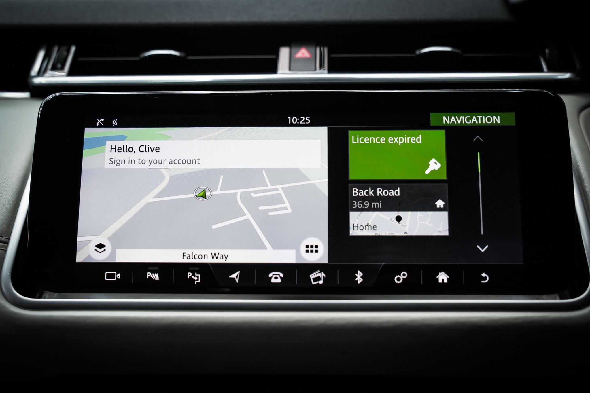 Land Rover Range Rover Velar view 41