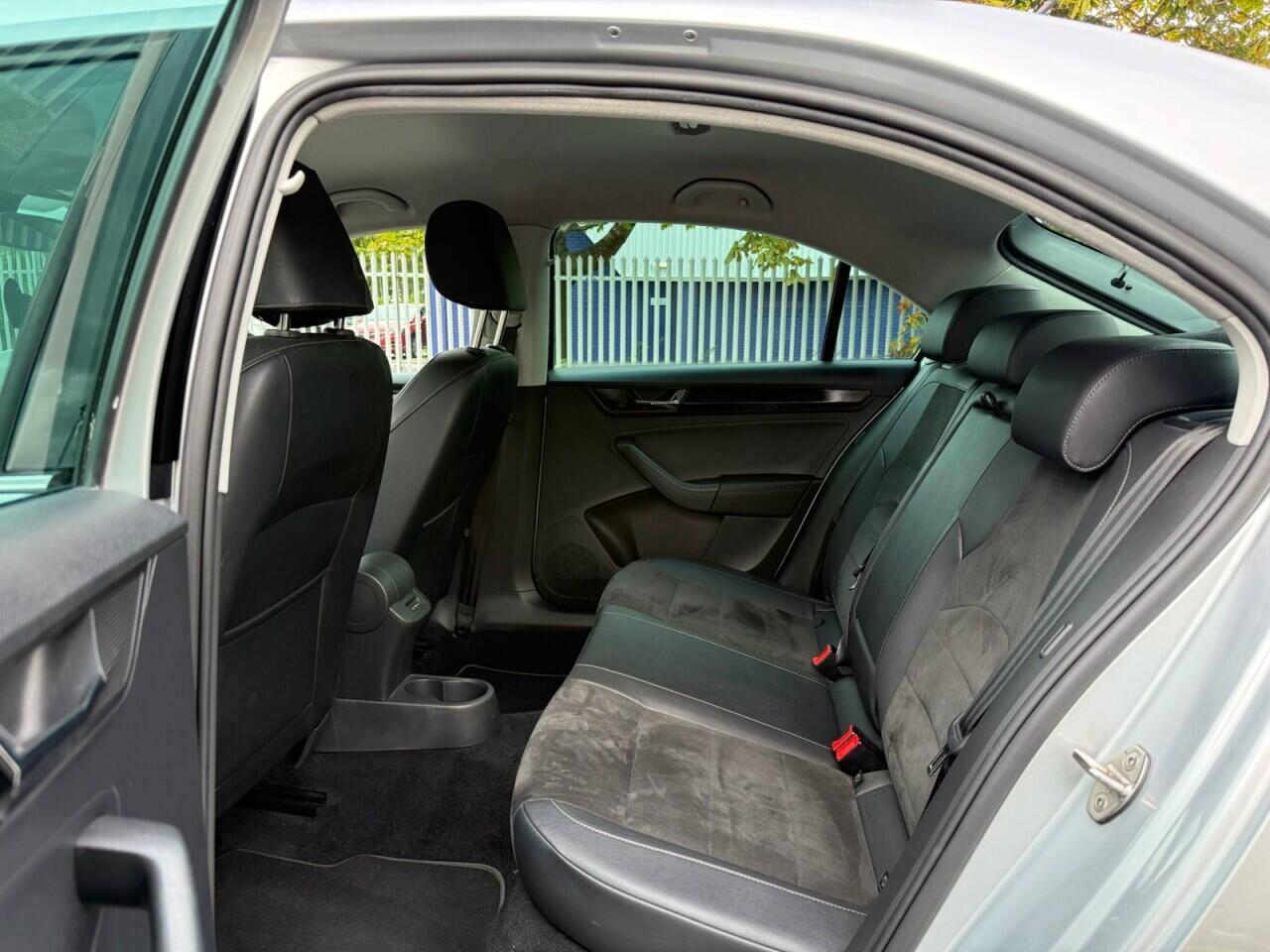 Seat Toledo view 28