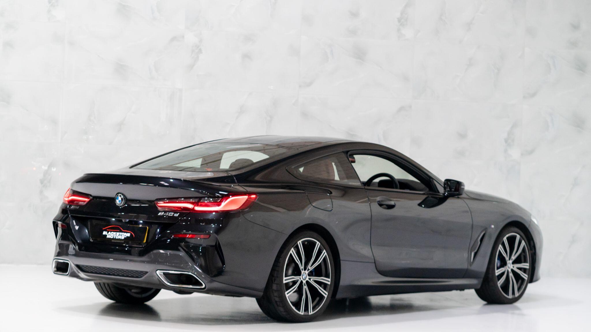BMW 8 Series view 7