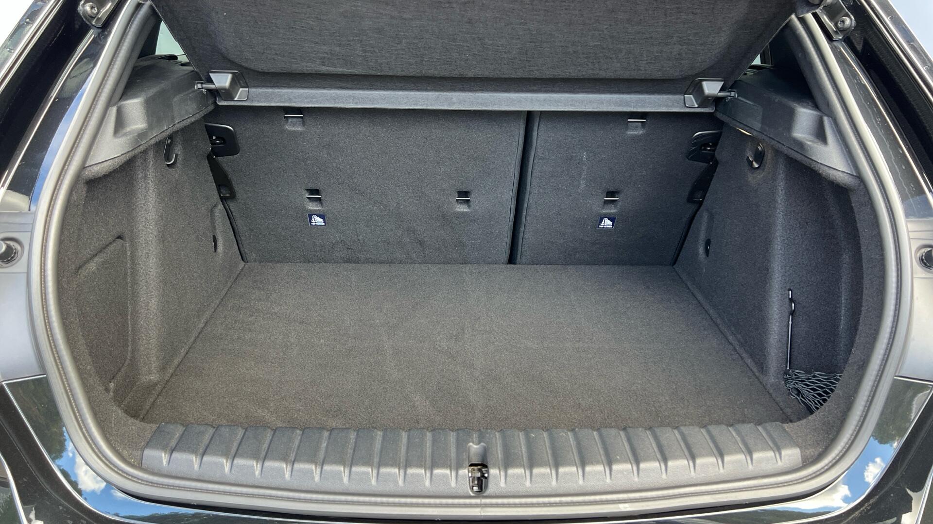 BMW 1 Series view 13