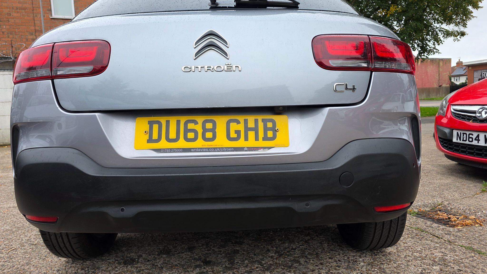 Citroen C4 Cactus view 10