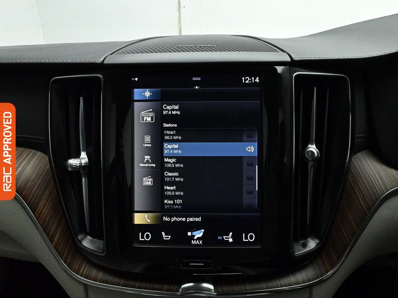 Volvo XC60 view 16
