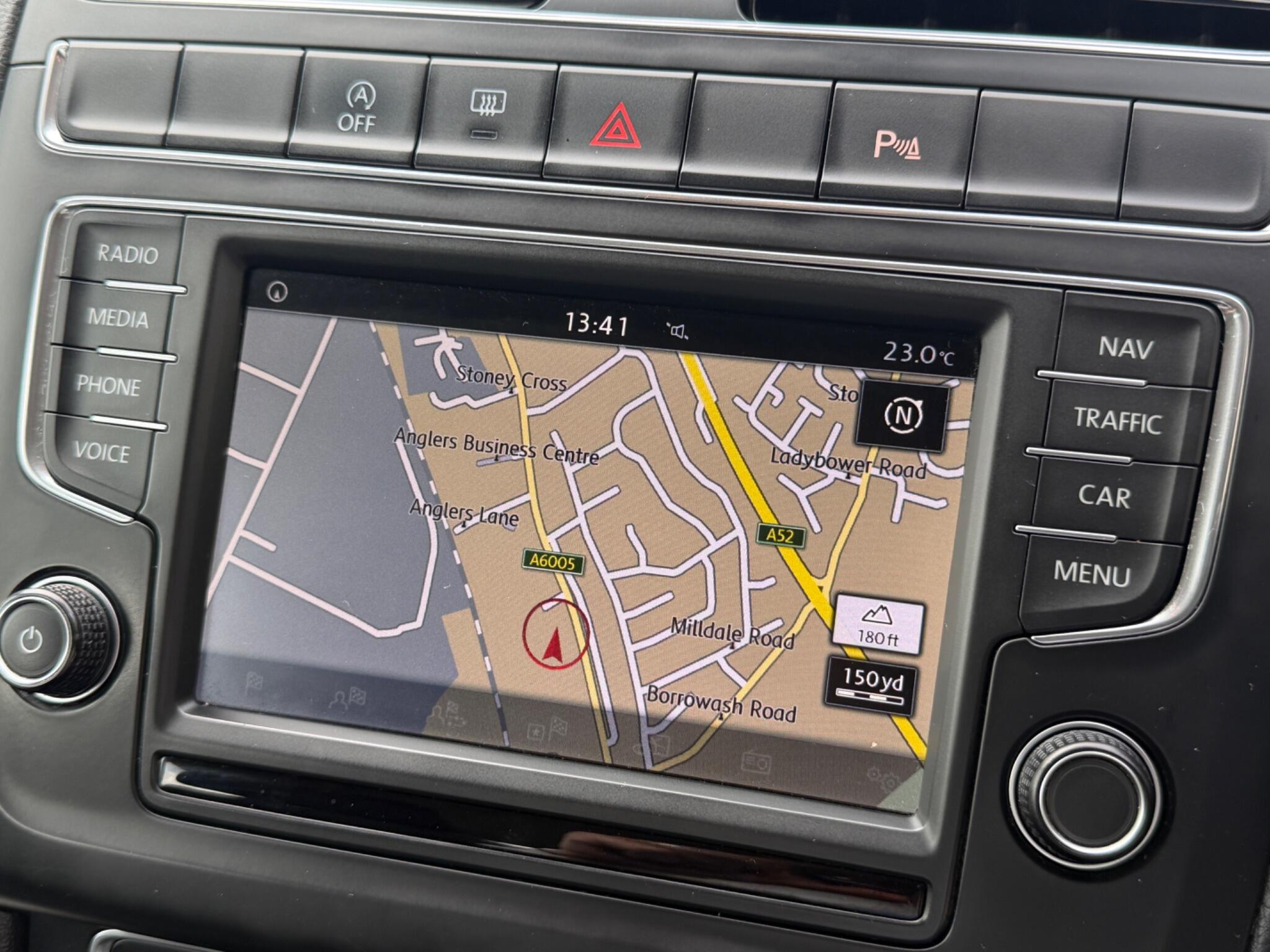 Volkswagen Polo view 17