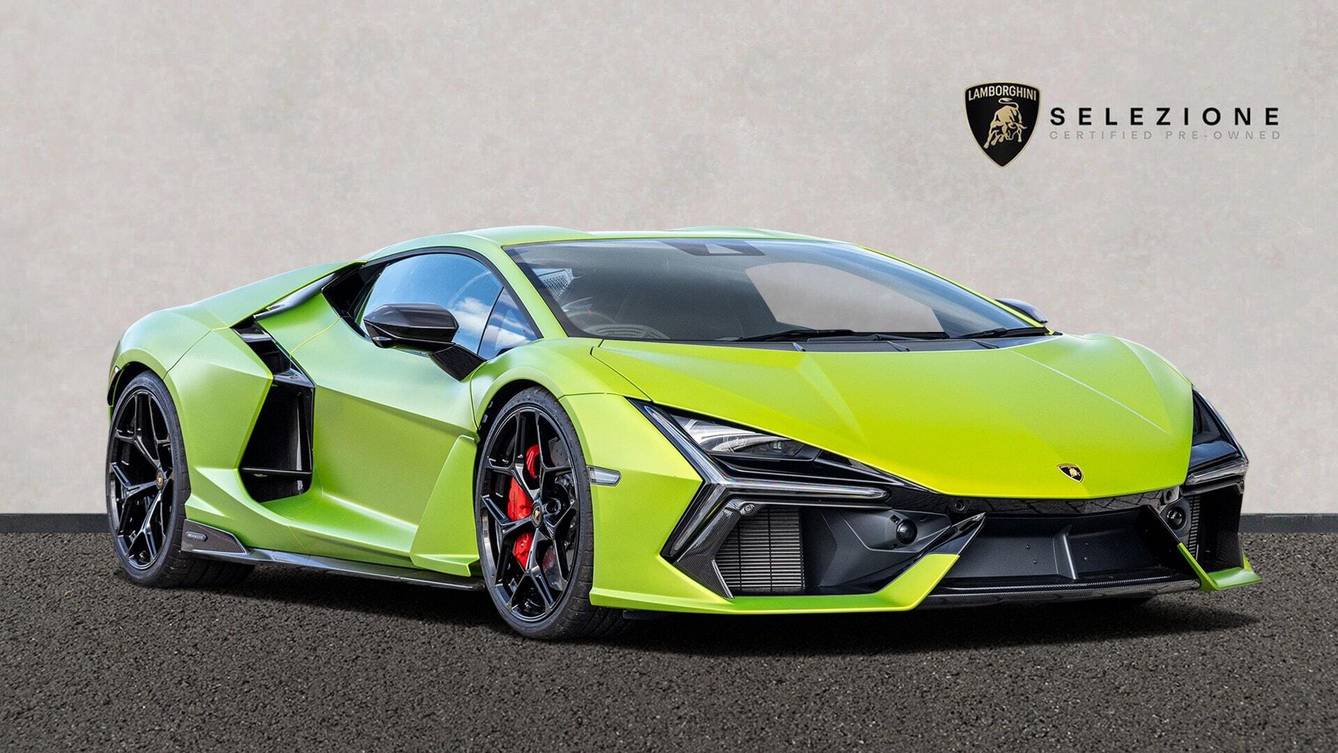 Lamborghini Revuelto