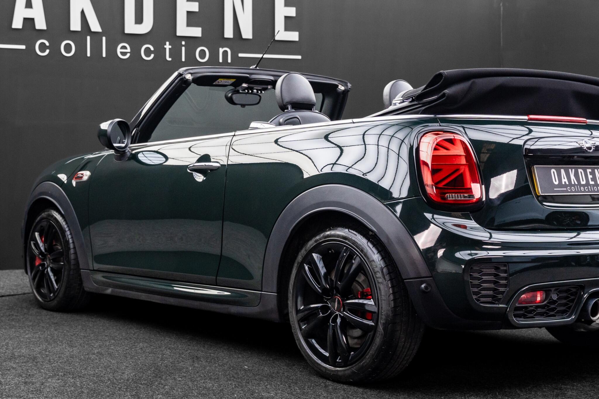 MINI Convertible view 26