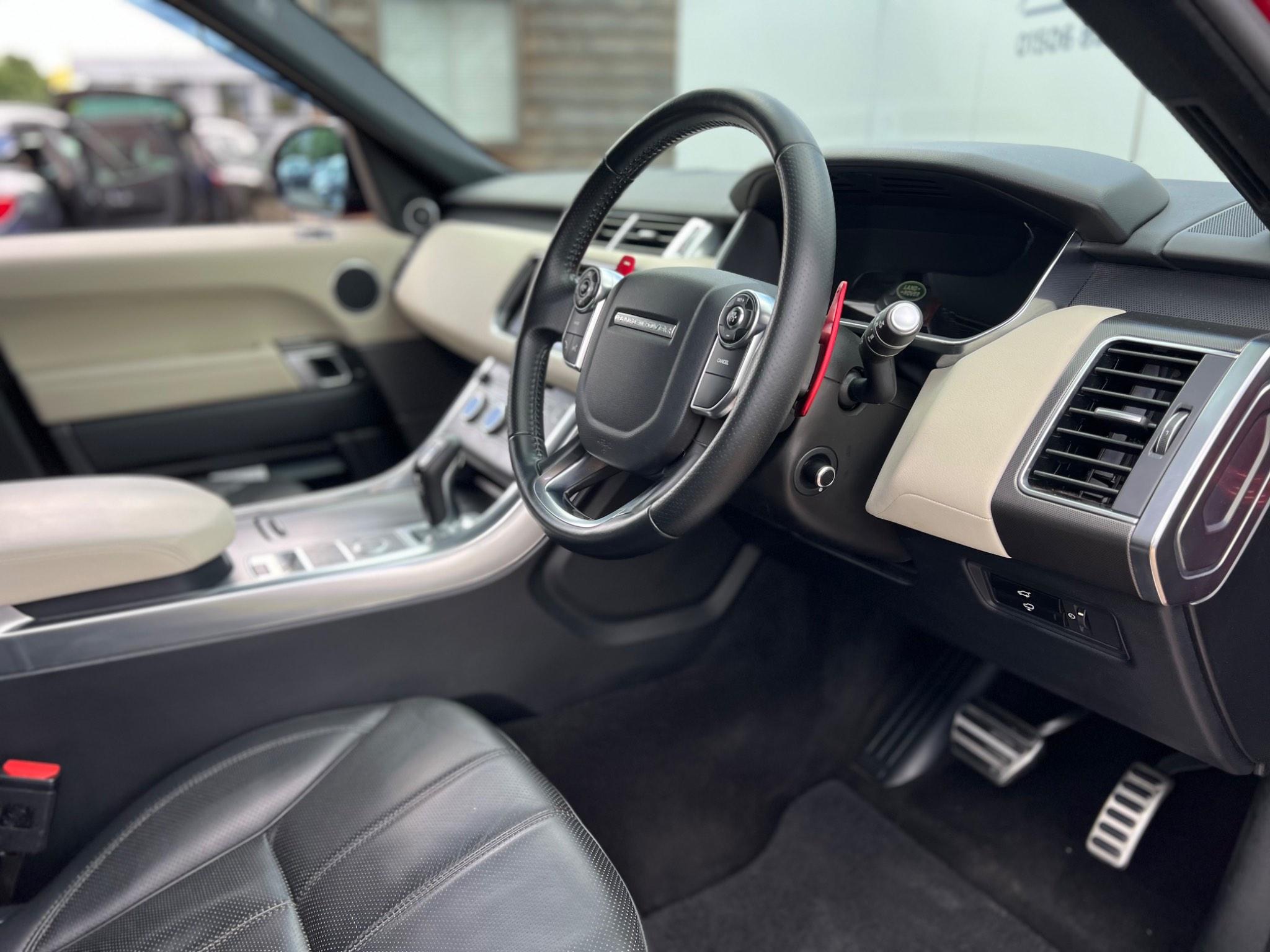 Land Rover Range Rover Sport view 12